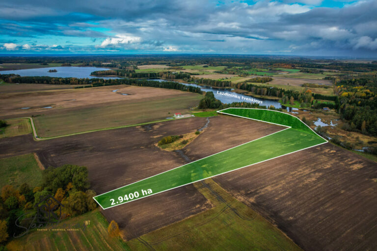 PRIE LAZDININKŲ TVENKINIO PARDUODAMAS 2.94 HA SKLYPAS