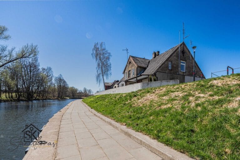 PARDUODAMAS 2 KAMBARIŲ BUTAS ŠILUTĖJE, ŽUVŲ G. 3