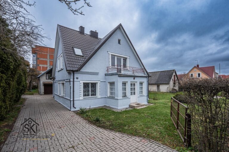 PARDUODAMAS NAMAS SU 12.34 A ŽEMĖS SKLYPU ŠILUTĖJE, ŽALGIRIO G. 17